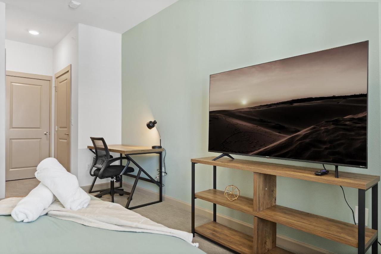 Luxe 3B/2B Getaway - Pool, Gym, Parking, Pet Wash Apartman Leander Kültér fotó